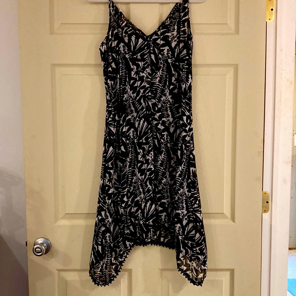 70% off NWOT gorgeous Old Navy beach coverup